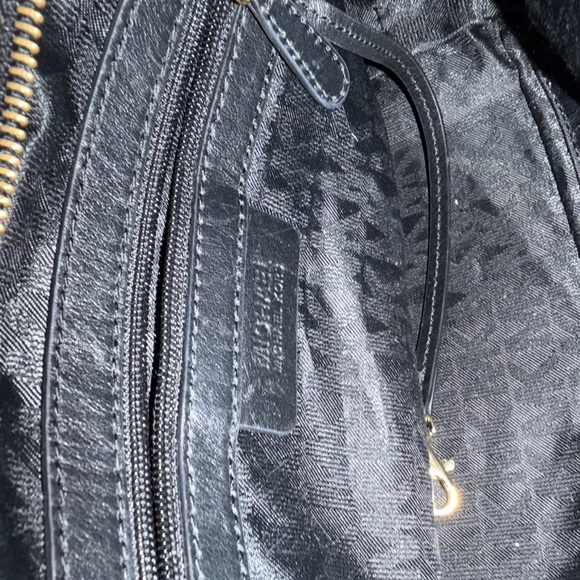 michael kors handbag hobo Black Pebbled Leather - Picture 13 of 15